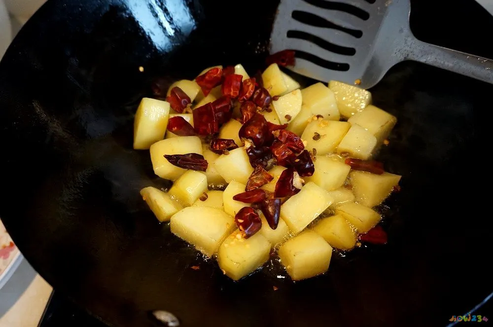 家常红烧大肠做法大全_家常红烧大肠做法视频_红烧大肠的家常做法