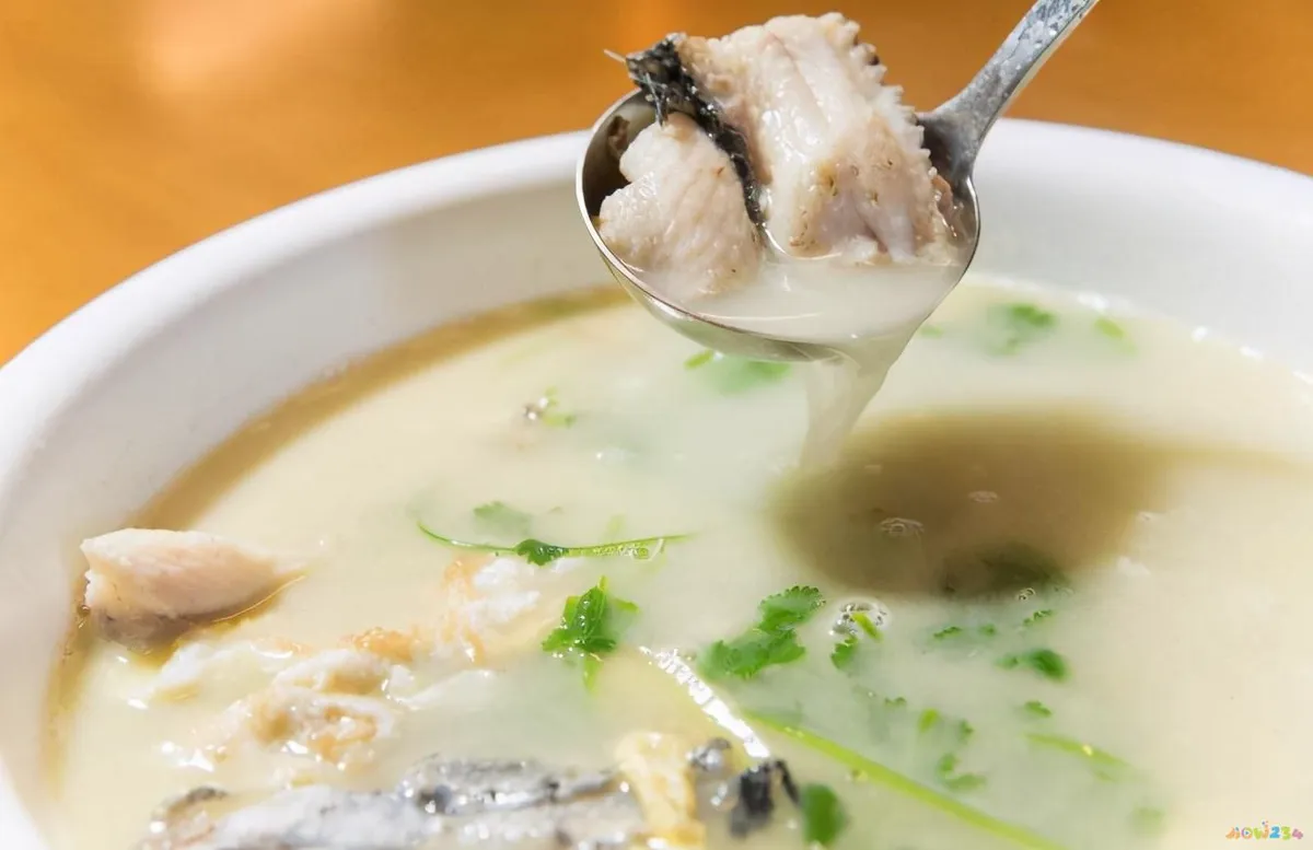 清炖鲤鱼汤的家常做法_清炖鲈鱼家常做法大全_清炖鱼的家常做法