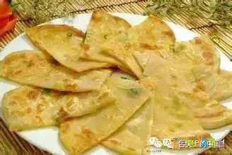 葱花家常做法烙饼窍门_葱花烙饼的家常做法_葱花烙饼怎么做又软又好吃