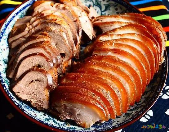 肘子的家常做法简单好吃_最简单的肘子做法大全_肘子的家常做法