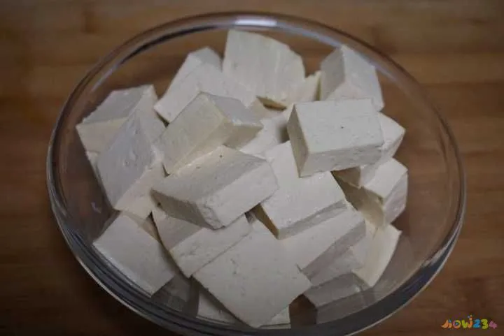 鳕鱼豆腐的家常做法_鳕鱼炖豆腐家常做法_炖鳕鱼的家常做法