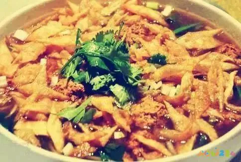 白菜家常做法焖饼怎么做_白菜家常做法焖饼视频_白菜焖饼的家常做法