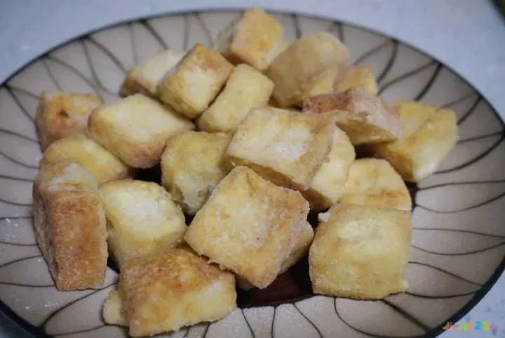 鳕鱼豆腐的家常做法_鳕鱼炖豆腐家常做法_炖鳕鱼的家常做法