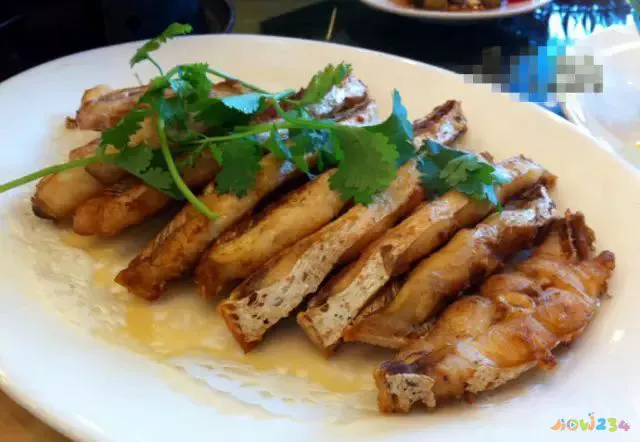 煎鳕鱼会碎是假鳕鱼_鳕鱼怎样煎好吃又简单_煎鳕鱼 家常