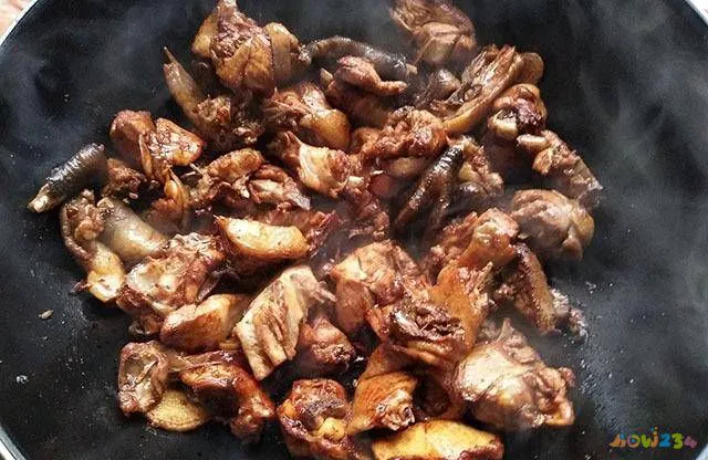 鸡火锅做法大全家常_鸡的做法大全家常_鸡炖蘑菇家常做法大全