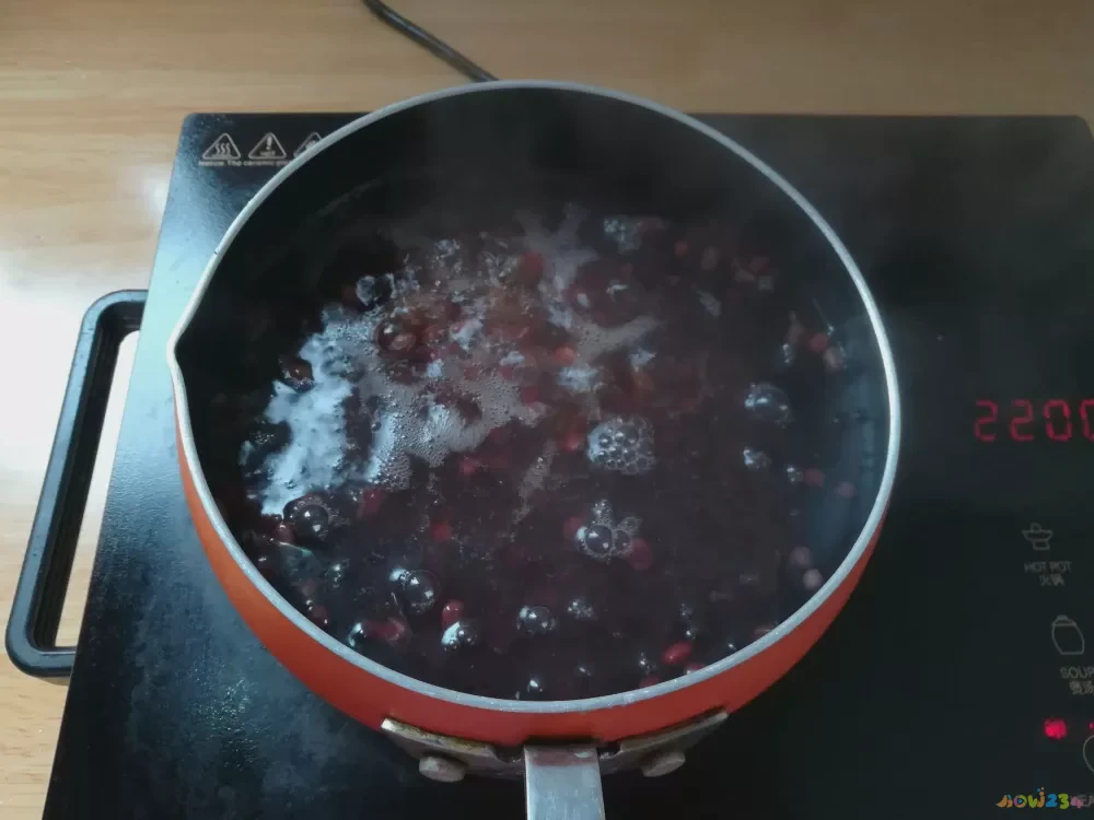 糯米扣肉的家常做法_扣肉的家常做法视频_酸菜扣肉的家常做法