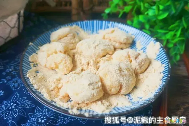 糯米蒸丸子的家常做法_糯米粑粑做法家常做法_糯米丸子的家常做法蒸