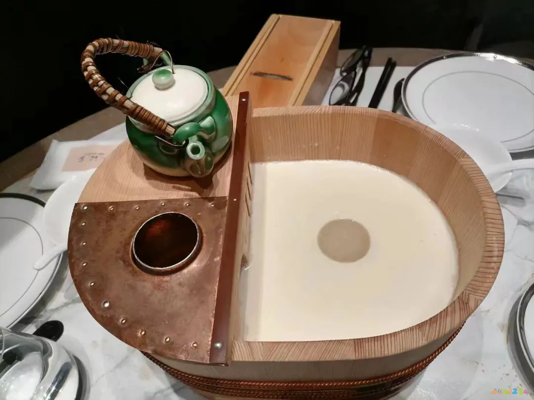 年糕烧板鸭的做法大全窍门_板鸭烧年糕家常做法_年糕烧鸭制作方法