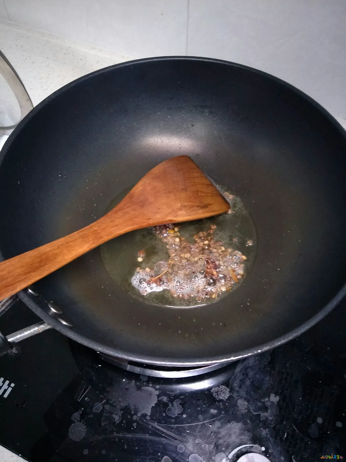 肉丝辣酱做法视频大全_辣肉丝的家常做法_香辣肉丝的家常做法视频