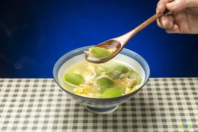 炒冬瓜的吃法_花蛤炒冬瓜的家常做法_冬瓜炒花甲的做法