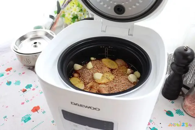 红烧鸡腿家常做法_红烧鸡腿做法视频_家常红烧鸡腿的做法