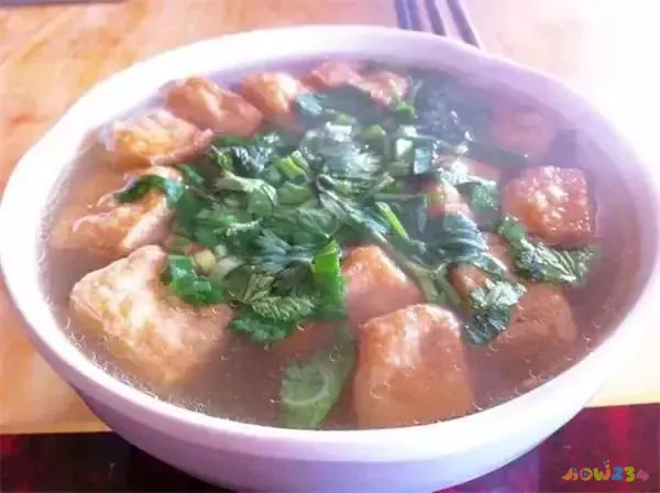 白菜焖饼的家常做法_白菜家常做法焖饼怎么做_白菜家常做法焖饼视频