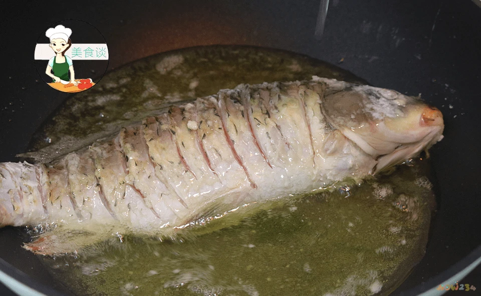 家常鲫鱼_家常鲫鱼的做法最正宗的做法_家常鲫鱼做法