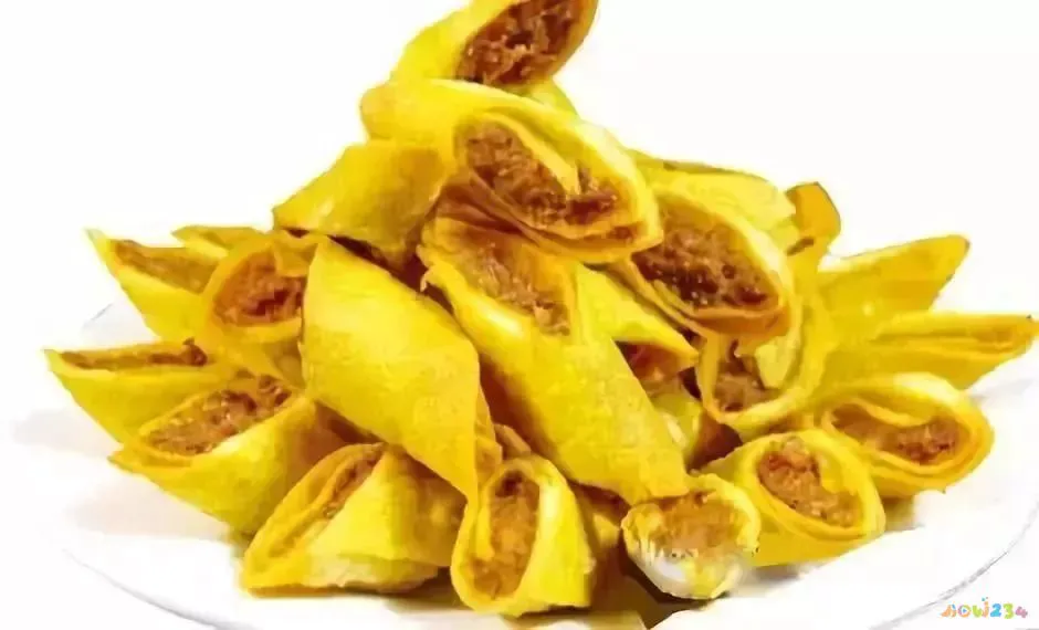 白菜家常做法焖饼视频_白菜焖饼的家常做法_白菜家常做法焖饼怎么做