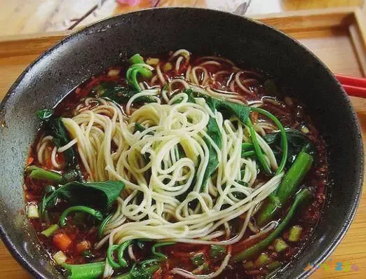 猪肉白菜炖粉条的家常做法_家常菜 猪肉_黄豆酱炖猪肉的做法大全家常做法