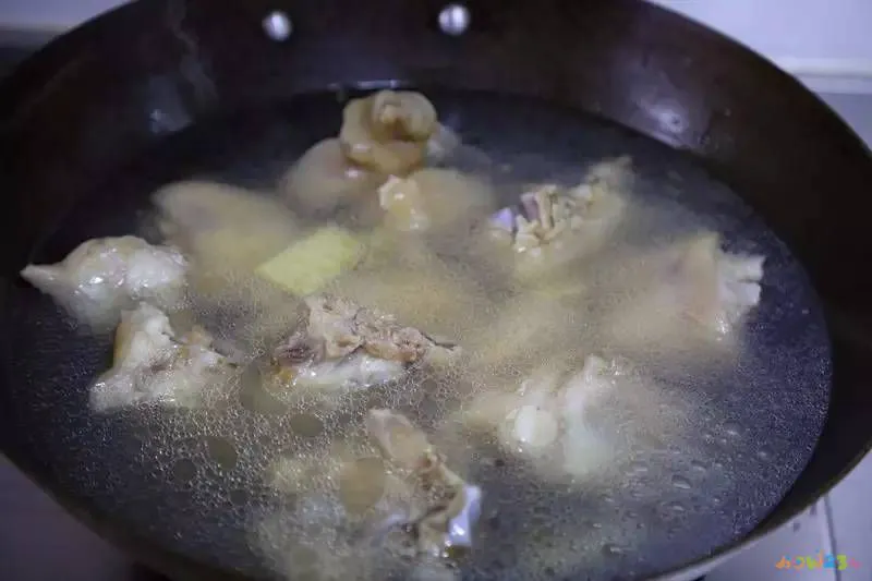 藕的家常做法_清炖排骨藕的做法大全家常做法_糯米藕的家常做法