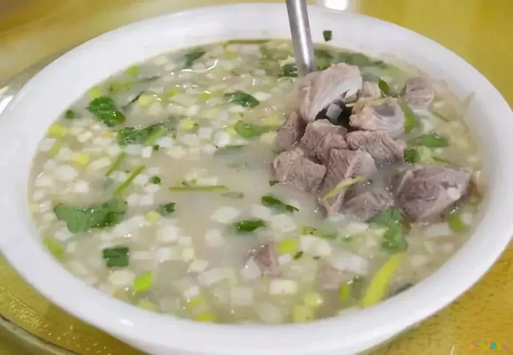 白菜家常做法焖饼视频_白菜焖饼的家常做法_白菜家常做法焖饼怎么做