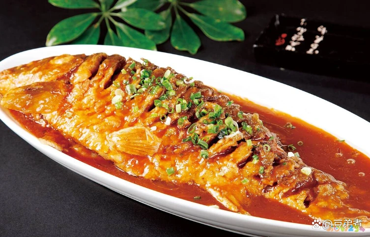家常红烧鲤鱼_鲤鱼的做法红烧_鲤鱼怎样红烧