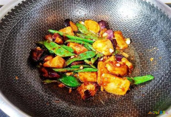 正宗地三鲜做法视频_家常地三鲜_三鲜地怎么做好吃