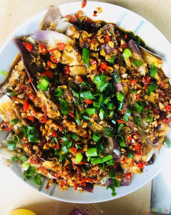 茄子家常做法咸菜油条怎么做_油茄子咸菜的腌制方法大全_油茄子咸菜的家常做法