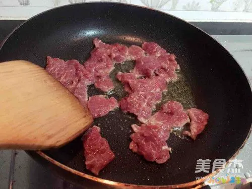 青椒胡萝卜家常做法_胡萝卜青椒炒肉的做法大全家常_蟹的做法家常爽口萝卜的做法