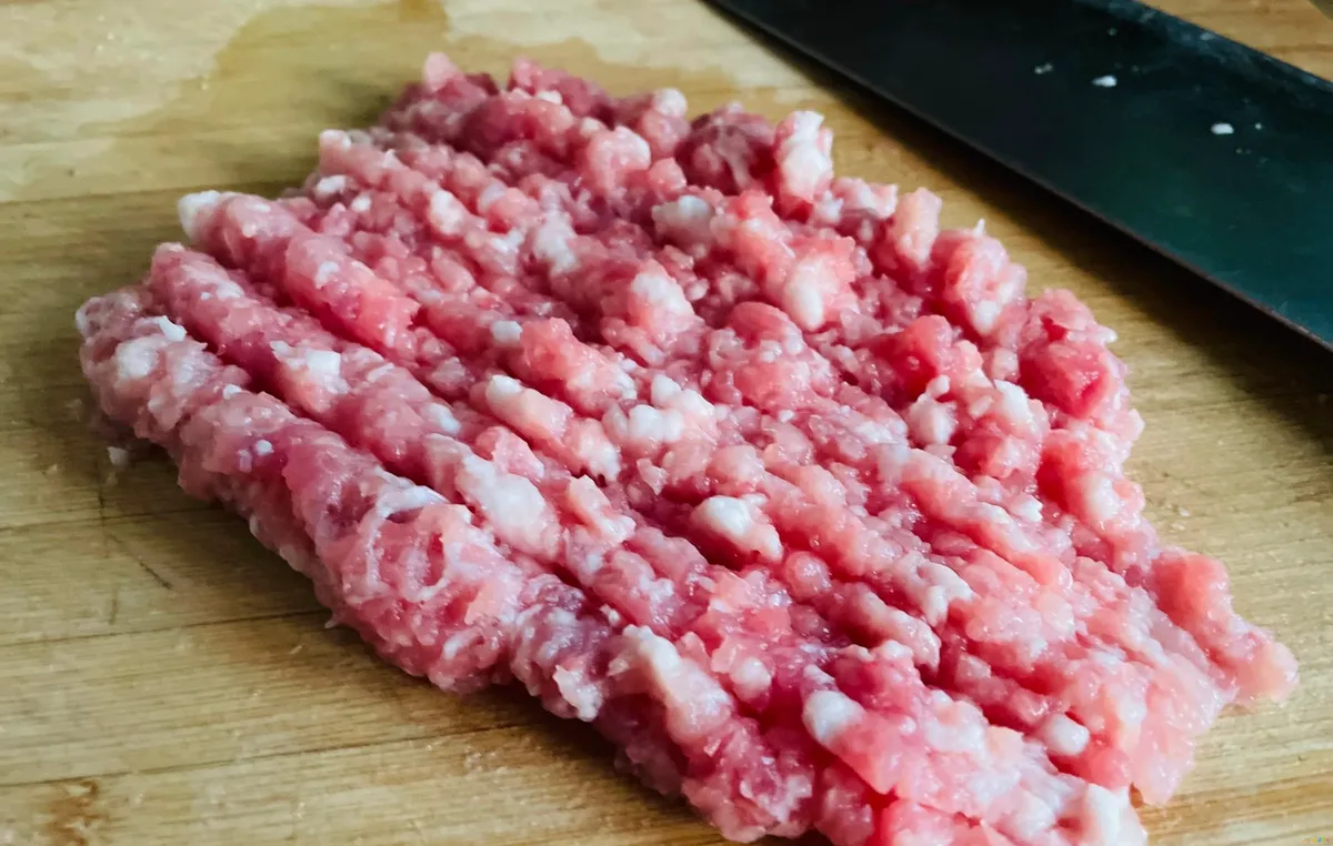 怎样炸丸_炸丸孑做法视频_炸丸子的家常做法