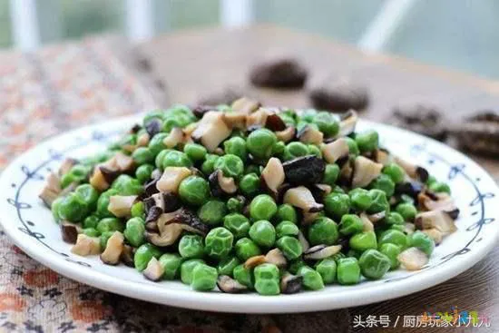 青菜炒面的家常做法_素炒青菜家常_青菜煲的做法大全家常