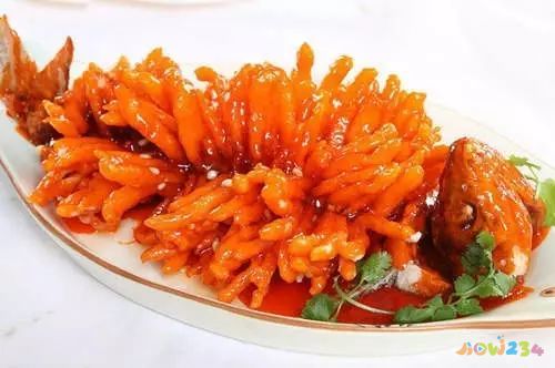 速冻黄花鱼的家常做法_焖黄花鱼的家常做法_黄花鱼的家常做法视频