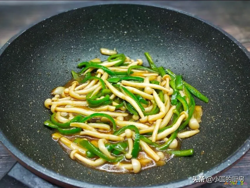 神农白雪菇的做法_肉炒白玉菇的家常做法_白雪菇的家常做法