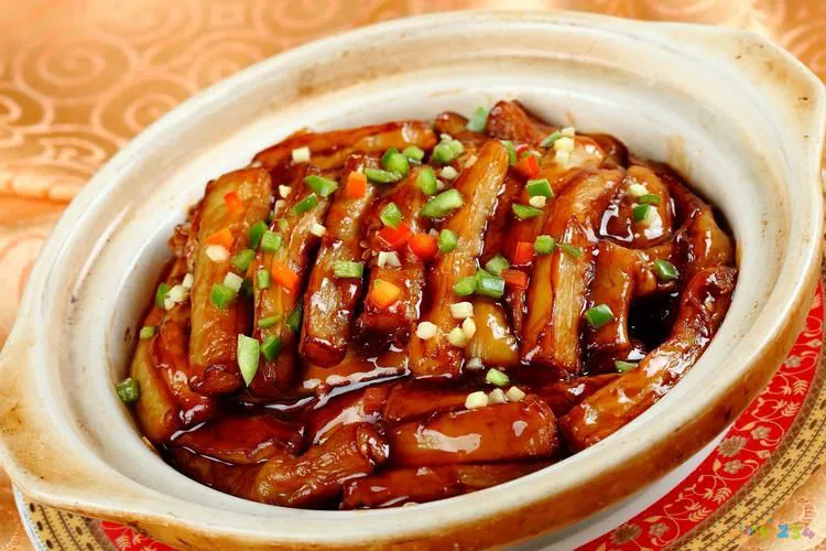 家常茄子煲做法_煲茄子家常做法窍门_煲茄子怎么做好吃