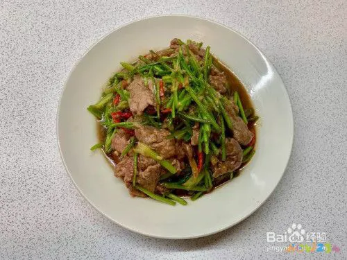 家常美食07名师快手私房菜_好吃的家常菜_盐菜回锅肉的家常做法