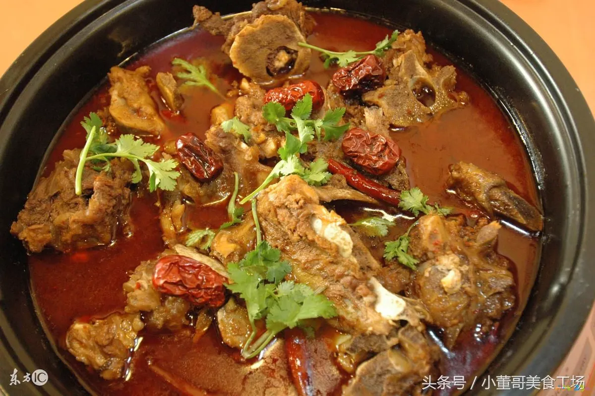 粥底火锅蘸料做法_自制火锅底料家常做法_老玉米自制鲤鱼底窝料