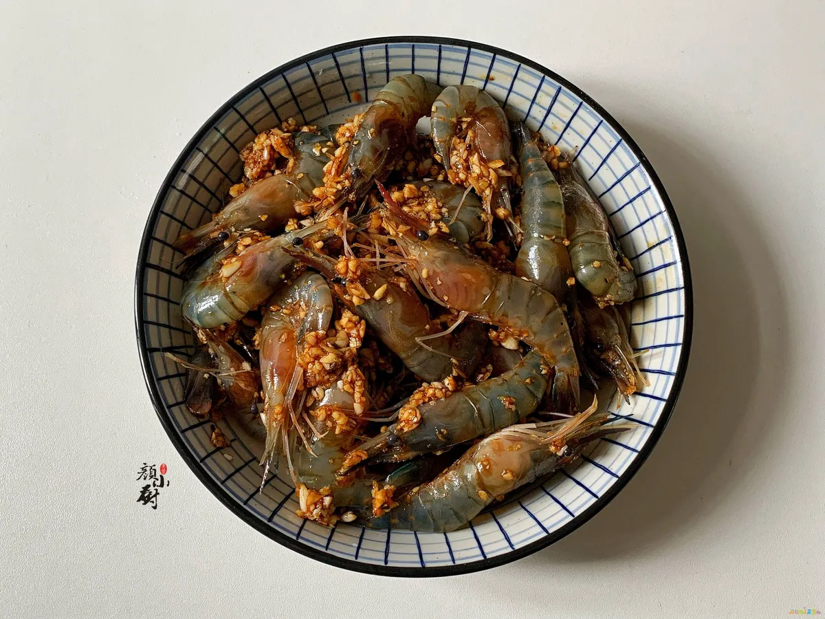 红烧大虾的家常做法_家常红烧大虾做法大全_红烧大虾的家常做法具体步骤