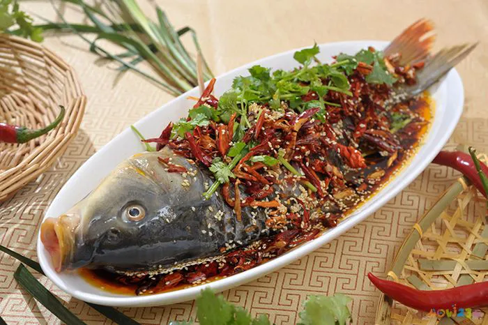 鳞炸鲫鱼做法大全家常_炖三道鳞的家常做法图_三道鳞鱼的家常做法