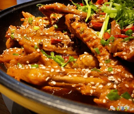 干锅辣鸭头家常做法_干锅鸭头家常做法_鸭头的家常做法