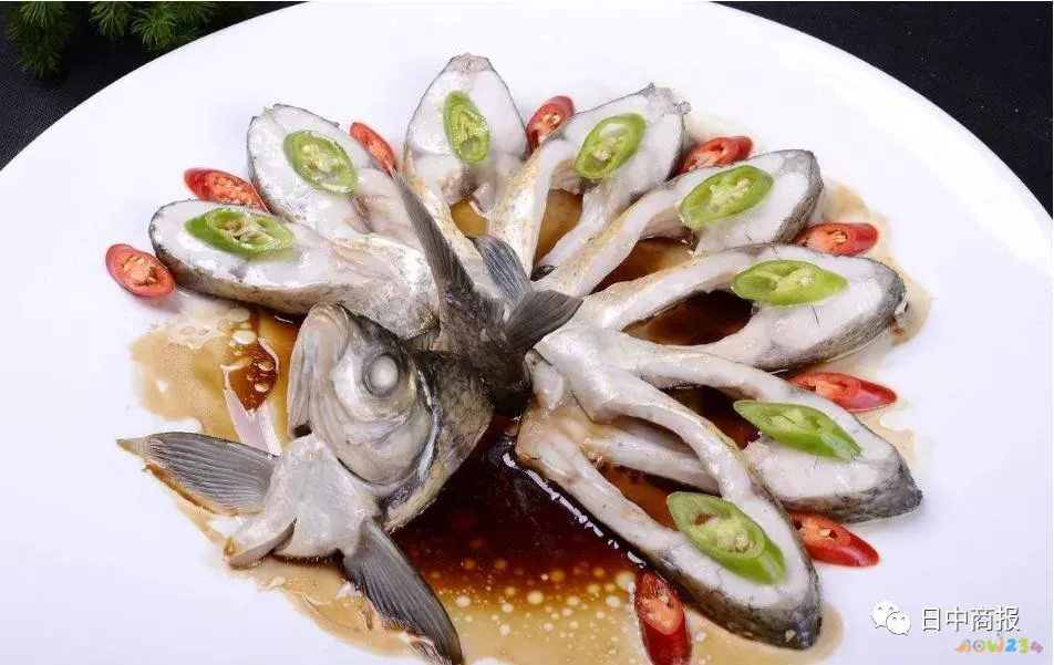 家常红烧做法草鱼视频_家常红烧做法草鱼窍门_红烧草鱼的家常做法