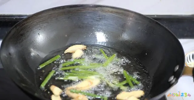 葱烧海参的家常做法_葱烧海参家常做法视频_葱烧海参的做法 家常做法视