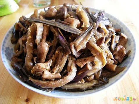 家常豆角炖肉做法视频_炖肉的家常做法_酸菜炖肉的家常做法