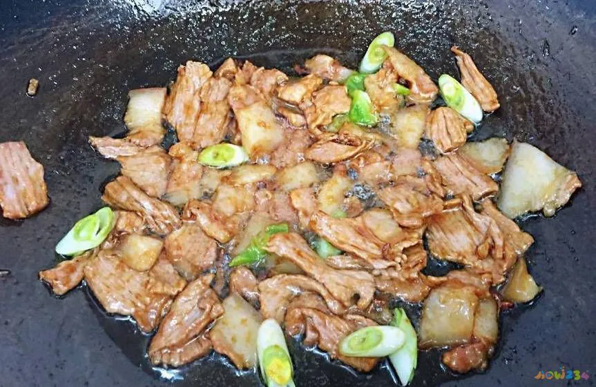 香辣鱼的家常做法_红烧黄辣丁鱼家常_辣咸鸭肉做法大全家常