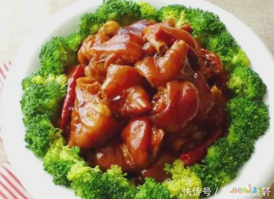 红烧猪蹄的家常做法_家常红烧肉的做法拌面的做法_家常红烧猪蹄做法大全