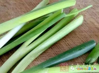 炖肉的家常做法_小炖肉的家常做法_家常白菜炖肉做法