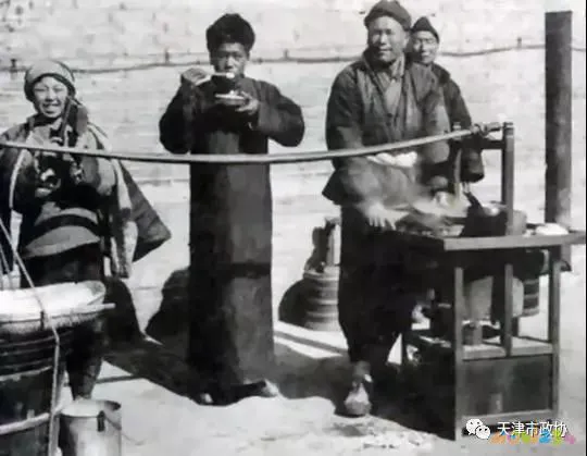 熬家常蒜蓉辣酱的做法_天津家常熬鱼做法_熬阿胶糕的家常做法