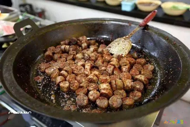 面的哨子怎么做简单又好吃_如何做面哨子_哨子面的家常做法