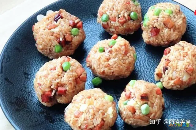 扣肉的家常做法视频_糯米扣肉的家常做法_四川扣肉的家常做法