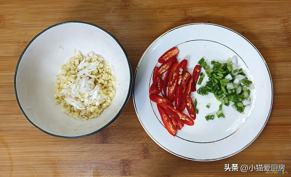 煲茄子家常做法窍门_煲茄子怎么做好吃_家常茄子煲做法