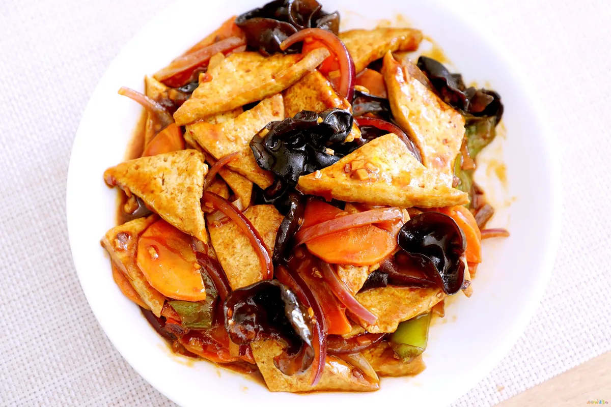 红烧肉豆腐的家常做法_豆腐的做法大全红烧肉的家常做法_家常豆腐做法