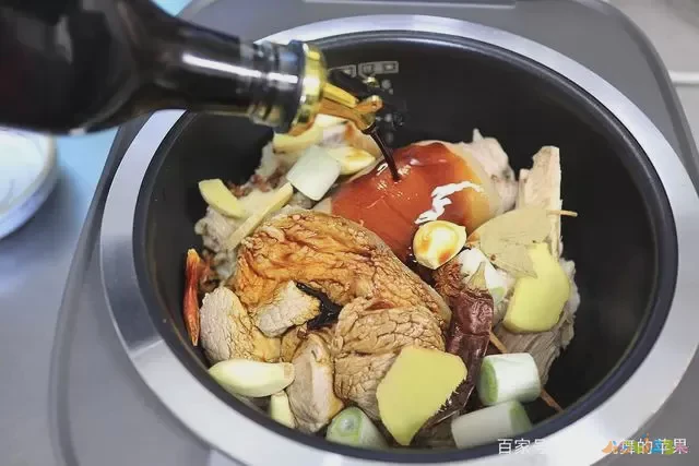 家常炖肘子_怎样炖肘子色香味俱全_家庭炖肘子