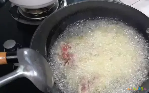 爆炒牛肉家常做法_烤牛肉的家常做法_水煮牛肉家常做法