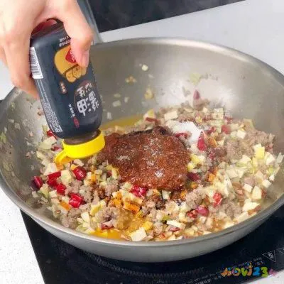 辣椒牛肉酱的家常做法_酱茄子辣椒的做法_辣椒炒牛肉家常做法