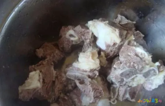 酸甜排骨的家常做法_排骨炖玉米粒做法大全家常_粉蒸排骨的家常做法